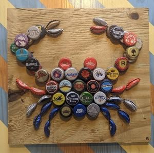 Unique and Handmade Beachy Decor! Bottle Cap Crab!